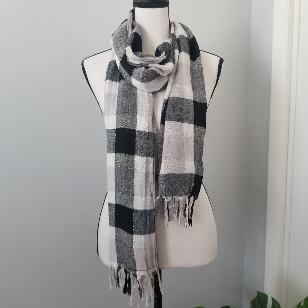 Plaid scarf with silver detail throughout